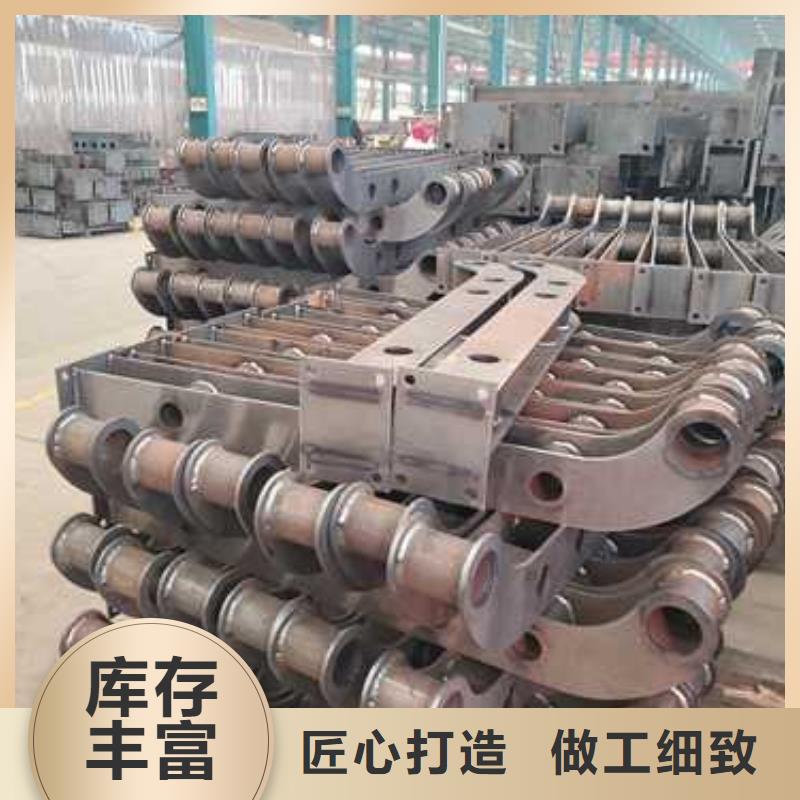 找不銹鋼碳素鋼復(fù)合管護(hù)欄廠家選聚晟護(hù)欄制造有限公司