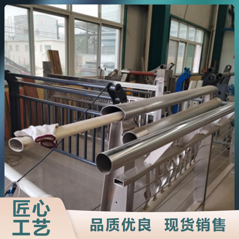 【河道護(hù)欄鍍鋅波形護(hù)欄用心制造】