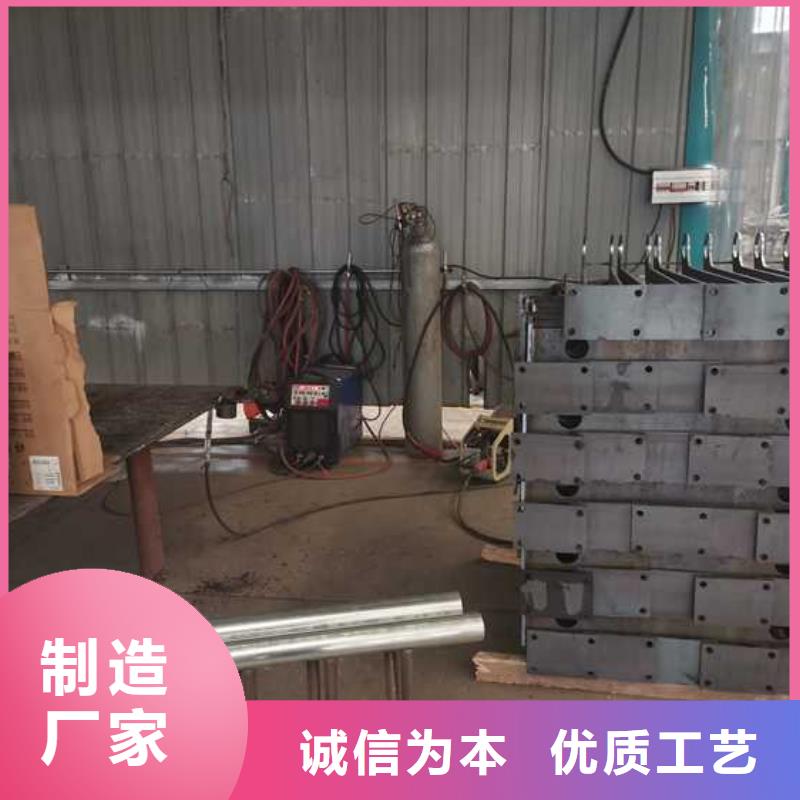 護(hù)欄道路護(hù)欄廠家敢與同行比服務(wù)