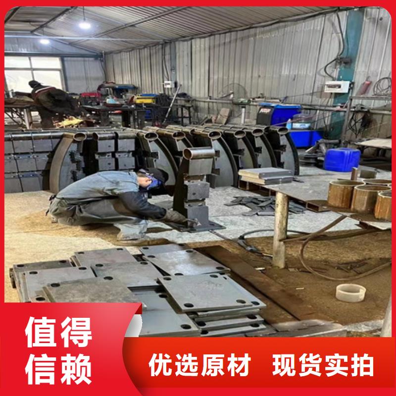燈光護(hù)欄-道路隔離欄實(shí)力商家供貨穩(wěn)定
