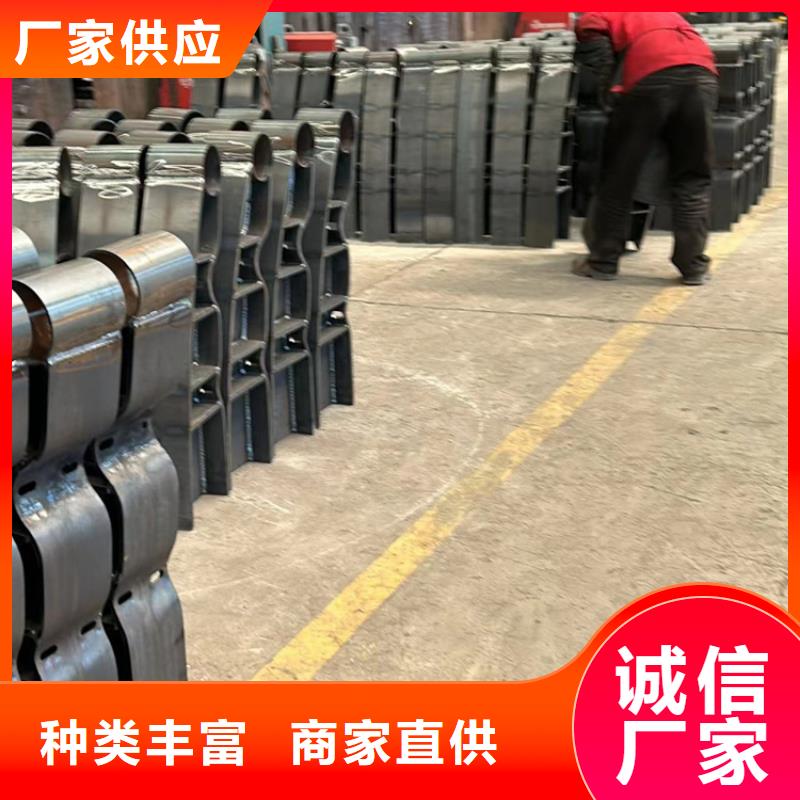 【燈光護(hù)欄_立柱橋梁防撞護(hù)欄廠家案例】