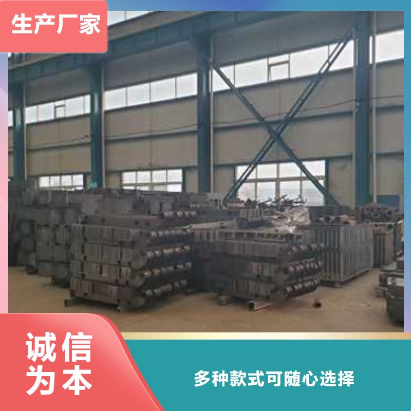 燈光護(hù)欄-交通防撞圍欄品質(zhì)保障價(jià)格合理