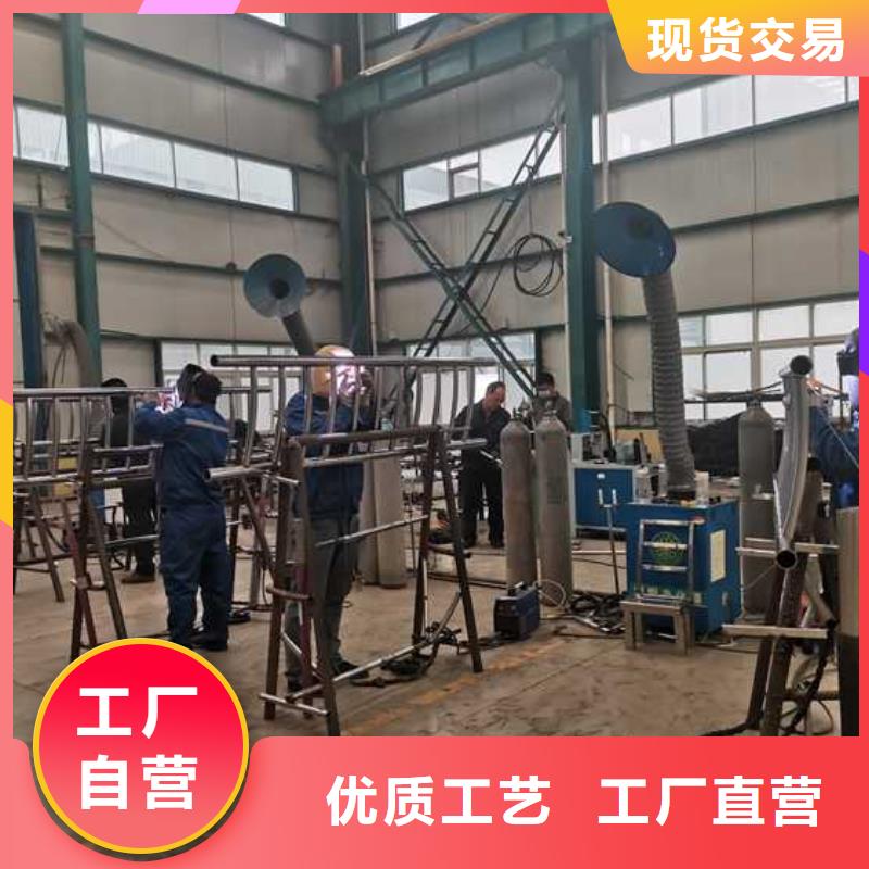 燈光護(hù)欄-交通防撞圍欄品質(zhì)保障價(jià)格合理