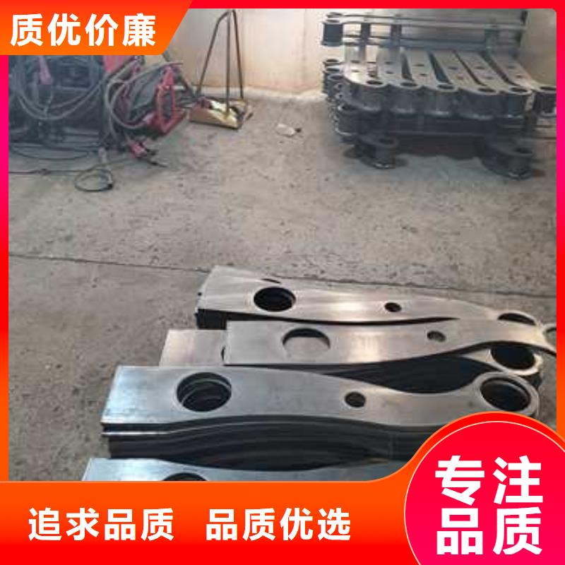 鋼絲繩護(hù)欄不銹鋼護(hù)欄可接急單
