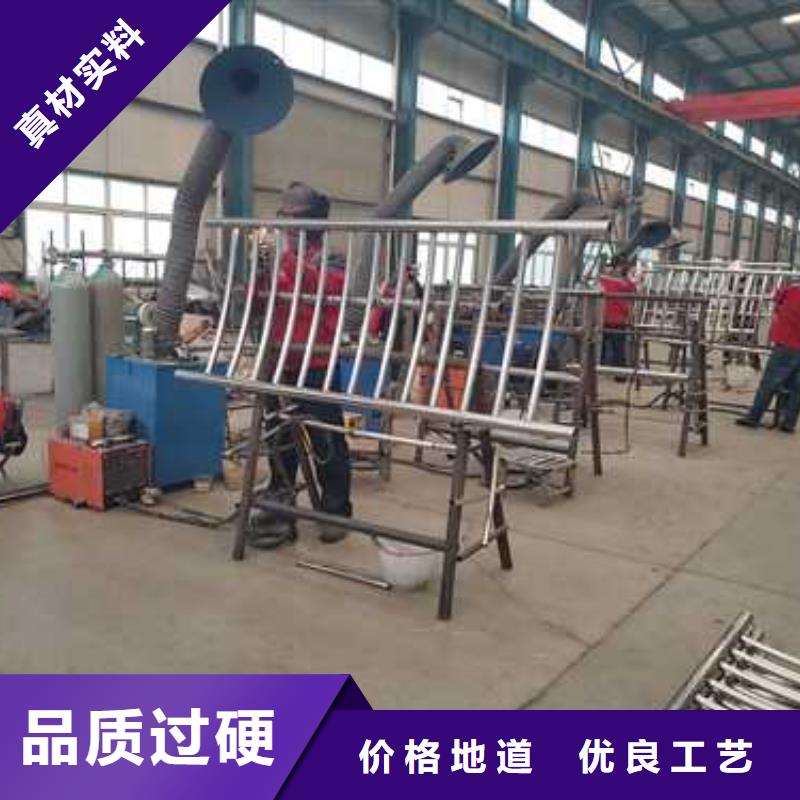 鋼絲繩護(hù)欄城市景觀(guān)防護(hù)欄款式多樣