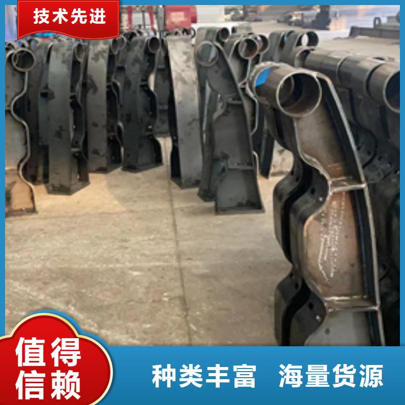 護(hù)欄不銹鋼橋梁護(hù)欄精心選材