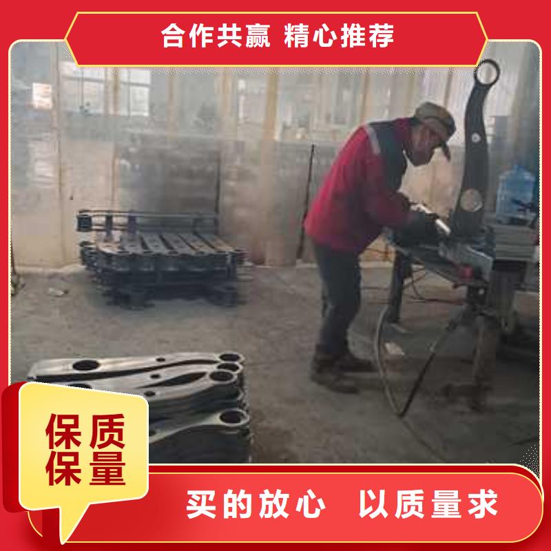 護(hù)欄鋼絲繩護(hù)欄廠家細(xì)節(jié)之處更加用心