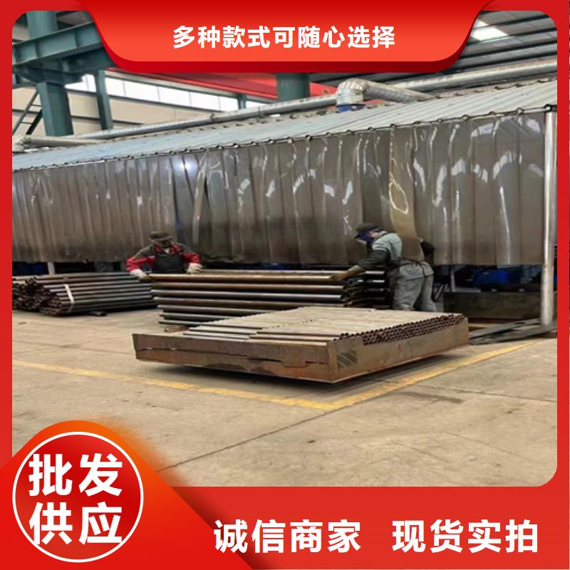路邊護(hù)欄售后完善