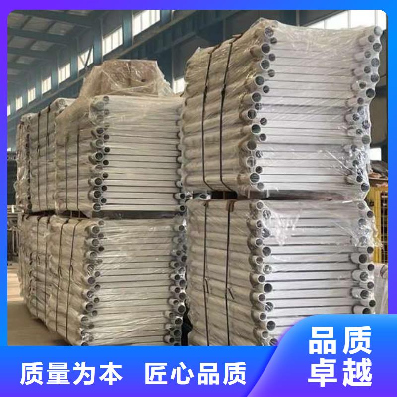 护栏国道抗冲击围栏专业按需定制