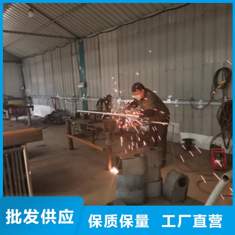 護(hù)欄LED防護(hù)欄桿多年實(shí)力廠家