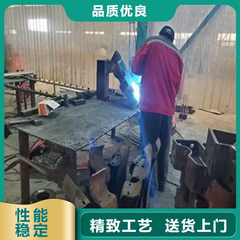 路邊護(hù)欄售后完善