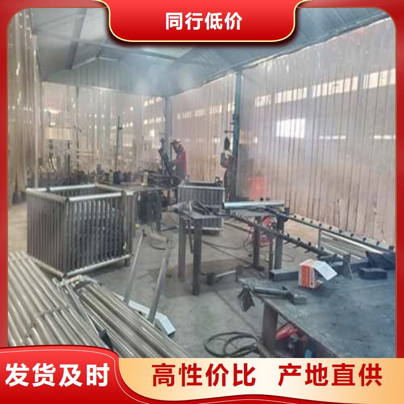 護(hù)欄國道抗沖擊圍欄專業(yè)按需定制