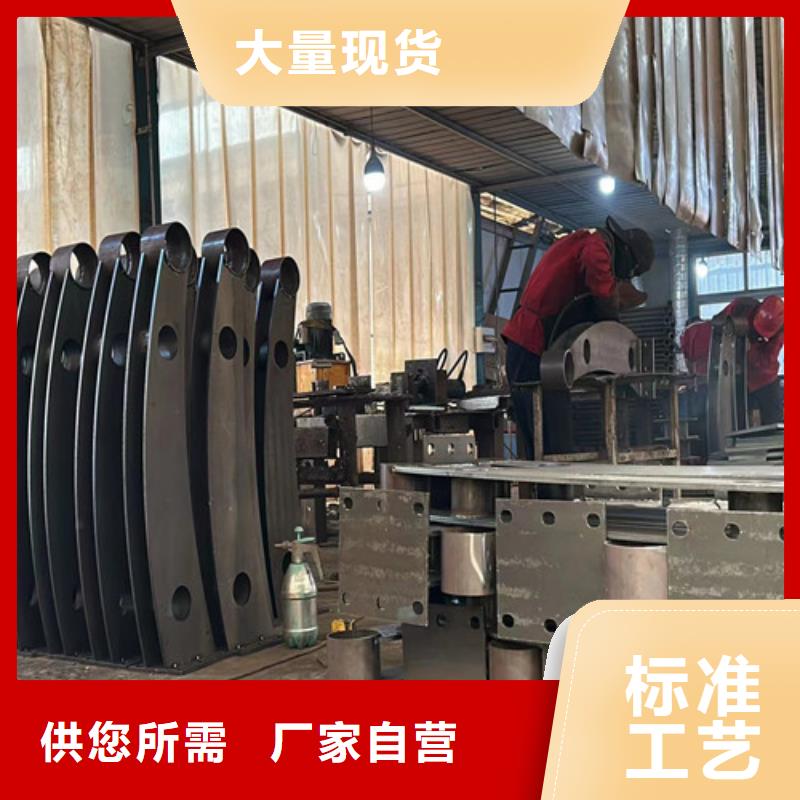 交通護欄隔離欄規(guī)格全可滿足不同需求