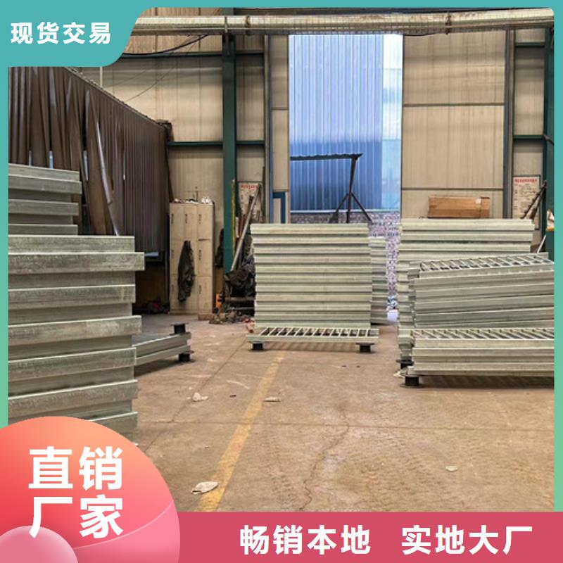 交通護欄隔離欄價格實在的廠家
