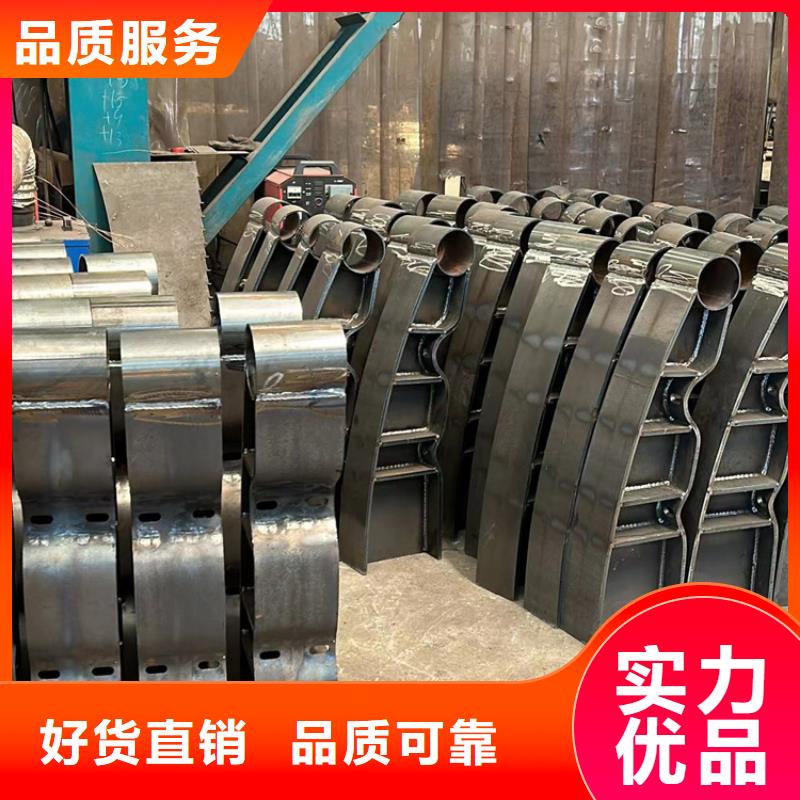 防撞護(hù)欄實(shí)體大廠家