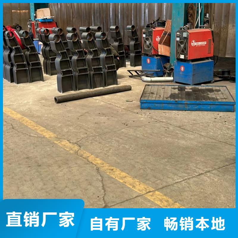 道路防撞護欄-高標準高質(zhì)量