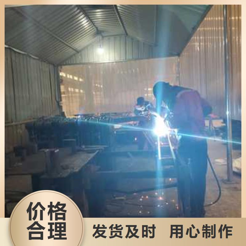 不銹鋼碳素鋼復(fù)合管護欄,不銹鋼復(fù)合管廠廠家直銷省心省錢