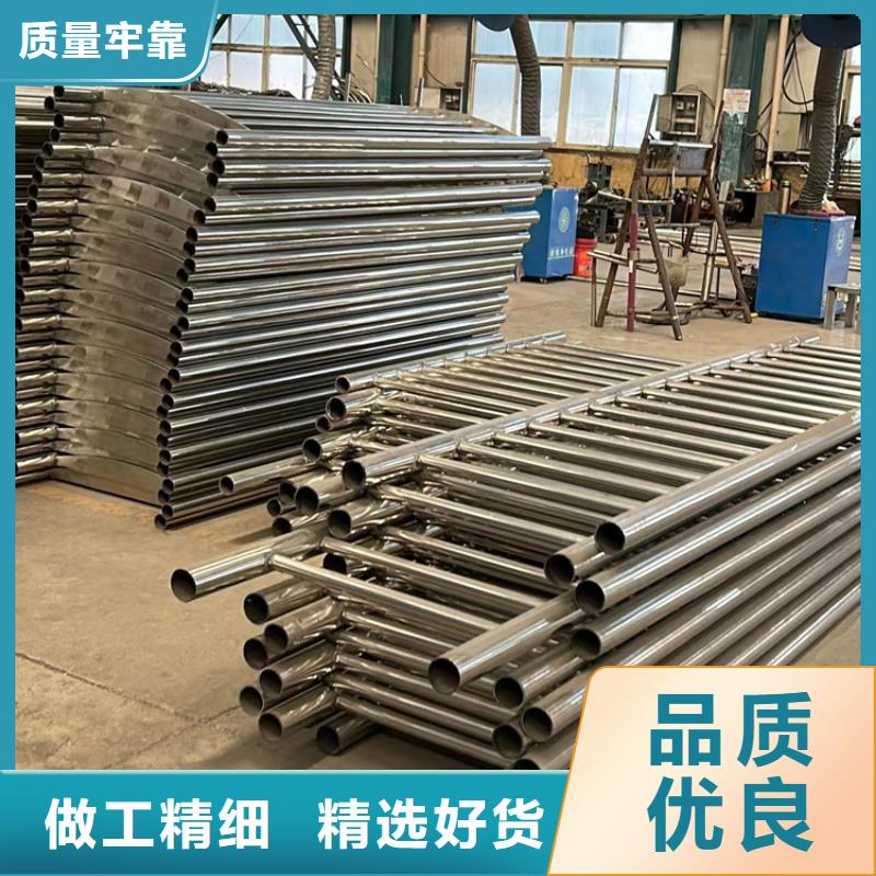 橋梁防撞護(hù)欄防撞護(hù)欄廠符合行業(yè)標(biāo)準(zhǔn)