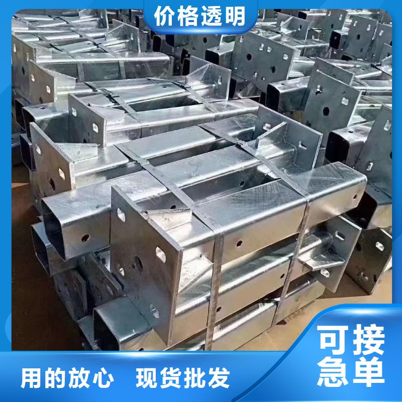【橋梁防撞護(hù)欄,304不銹鋼復(fù)合管廠家直銷大量現(xiàn)貨】