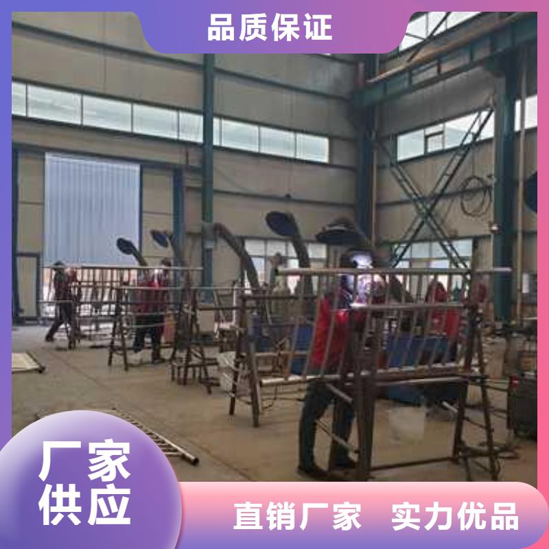 桥梁防撞护栏_国道抗冲击围栏自有厂家