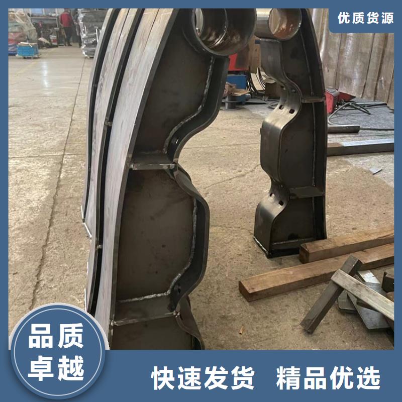  景觀護(hù)欄精工細(xì)作品質(zhì)優(yōu)良