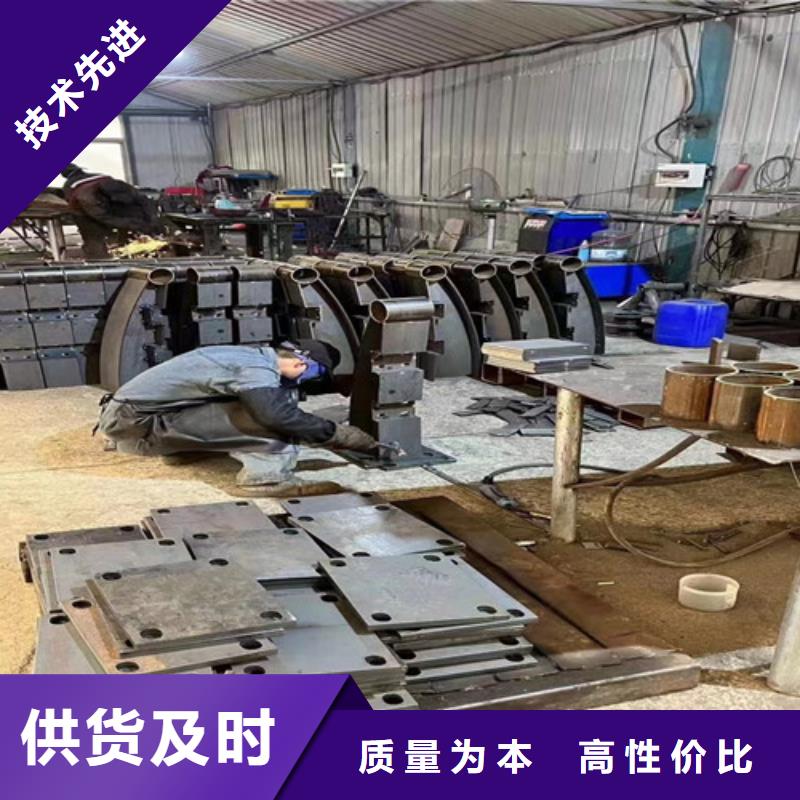 道路護欄現(xiàn)貨直發(fā)