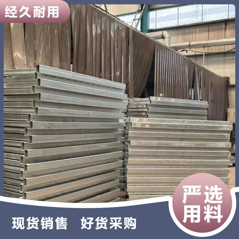  道路護(hù)欄用心做好每一件產(chǎn)品