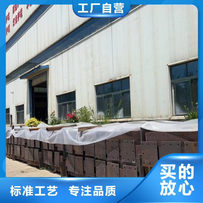 道路护栏库存量大