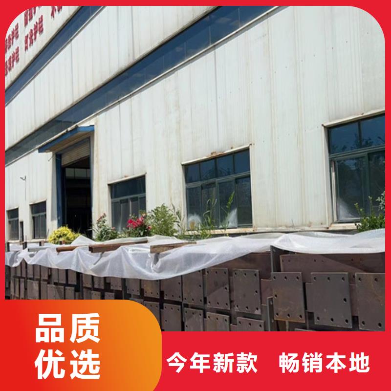 道路護(hù)欄材質(zhì)實(shí)在