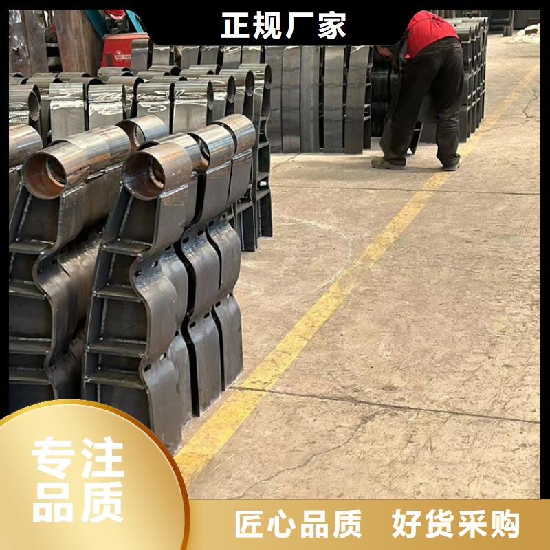 道路護(hù)欄_燈光防撞護(hù)欄質(zhì)量上乘