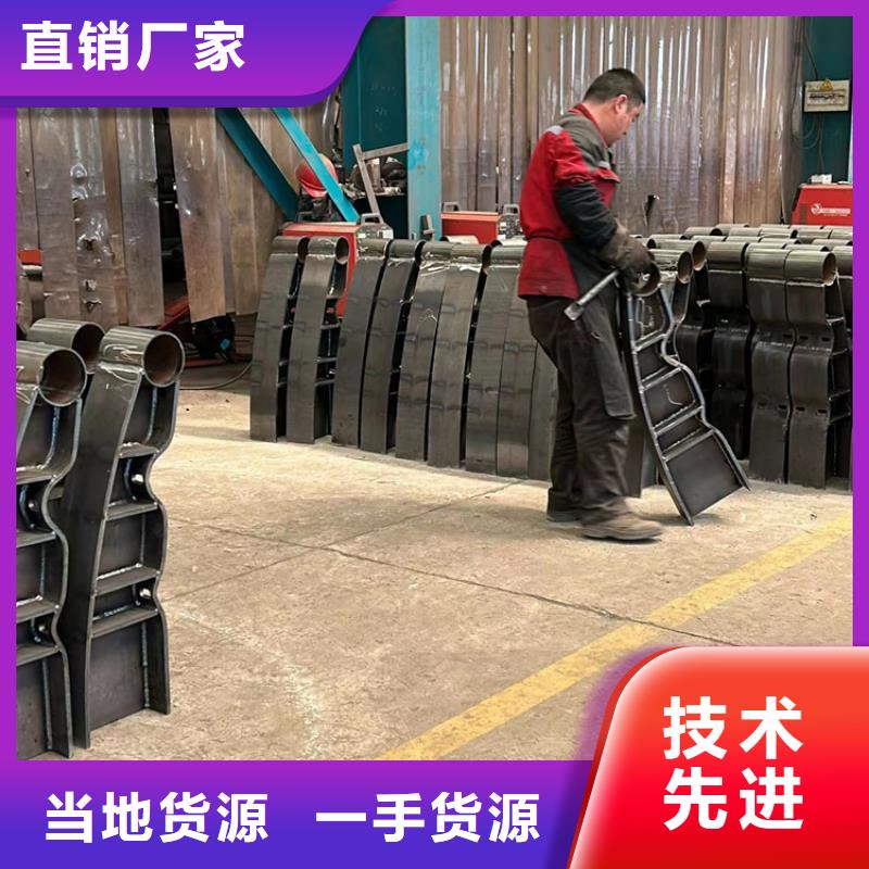 道路護欄防撞護欄廠多年經(jīng)驗值得信賴