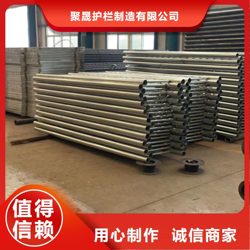  道路护栏精工细作品质优良