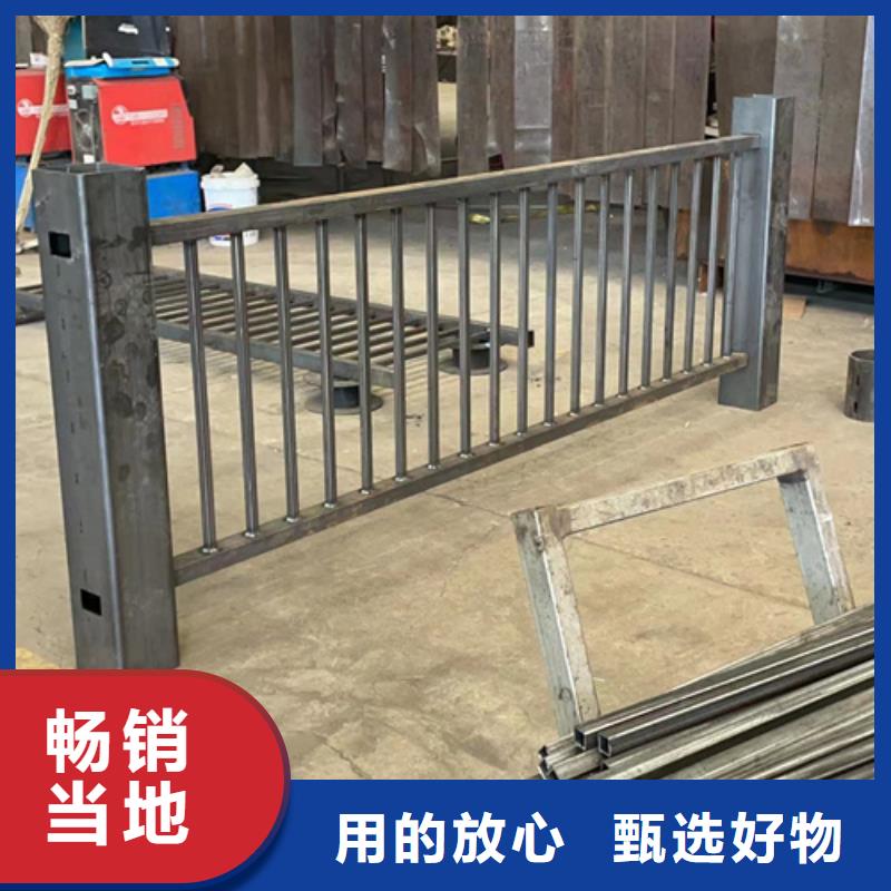 【道路护栏】-防撞立柱精心选材