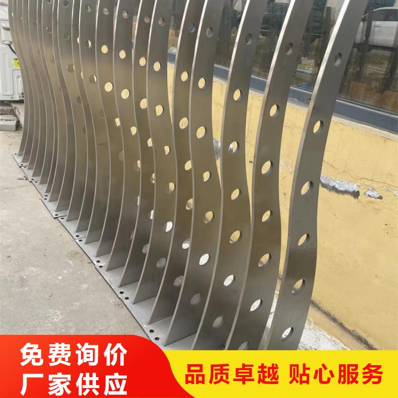 道路護(hù)欄國(guó)道抗沖擊圍欄歡迎新老客戶垂詢(xún)