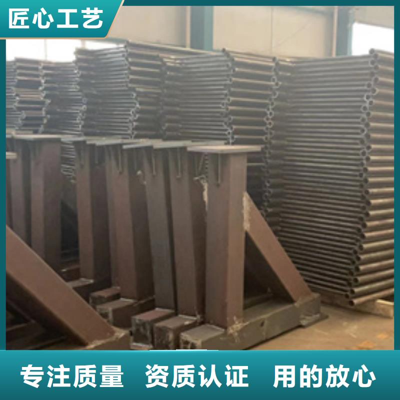 道路護(hù)欄_橋梁防撞護(hù)欄廠廠家采購