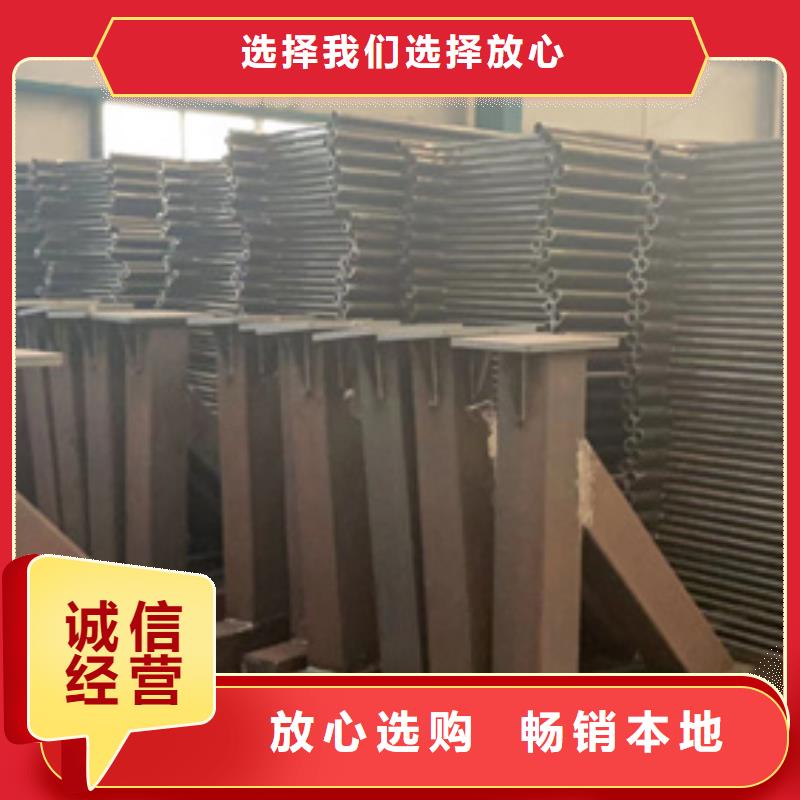 道路護(hù)欄每個細(xì)節(jié)都嚴(yán)格把關(guān)