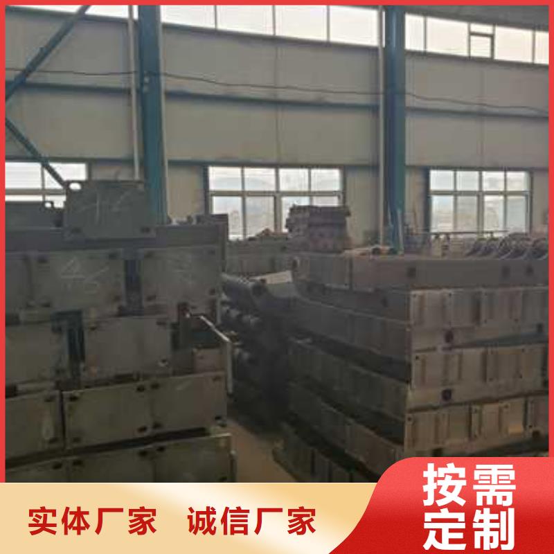 道路護(hù)欄q235b波形護(hù)欄板技術(shù)先進(jìn)