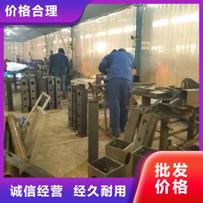 道路护栏-国道抗冲击围栏价格低