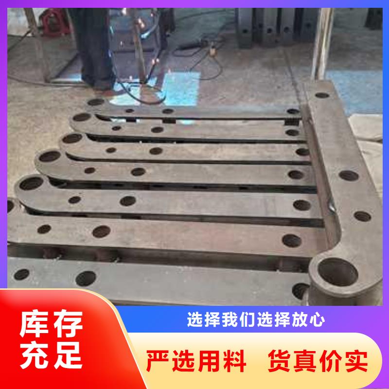 道路護(hù)欄防撞護(hù)欄廠多年經(jīng)驗(yàn)值得信賴(lài)