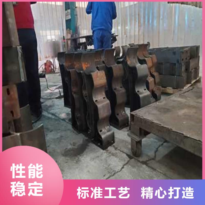 道路護(hù)欄,【高速開口欄網(wǎng)】經(jīng)驗(yàn)豐富質(zhì)量放心