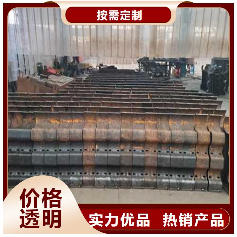 道路护栏LED防护栏杆供您所需