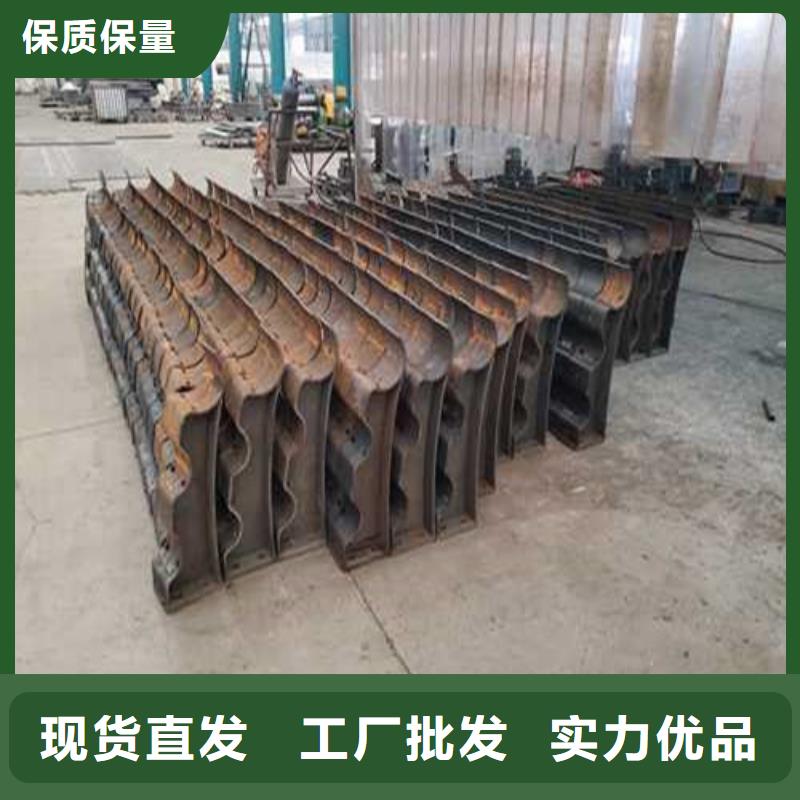 道路护栏_热镀锌立柱优质材料厂家直销