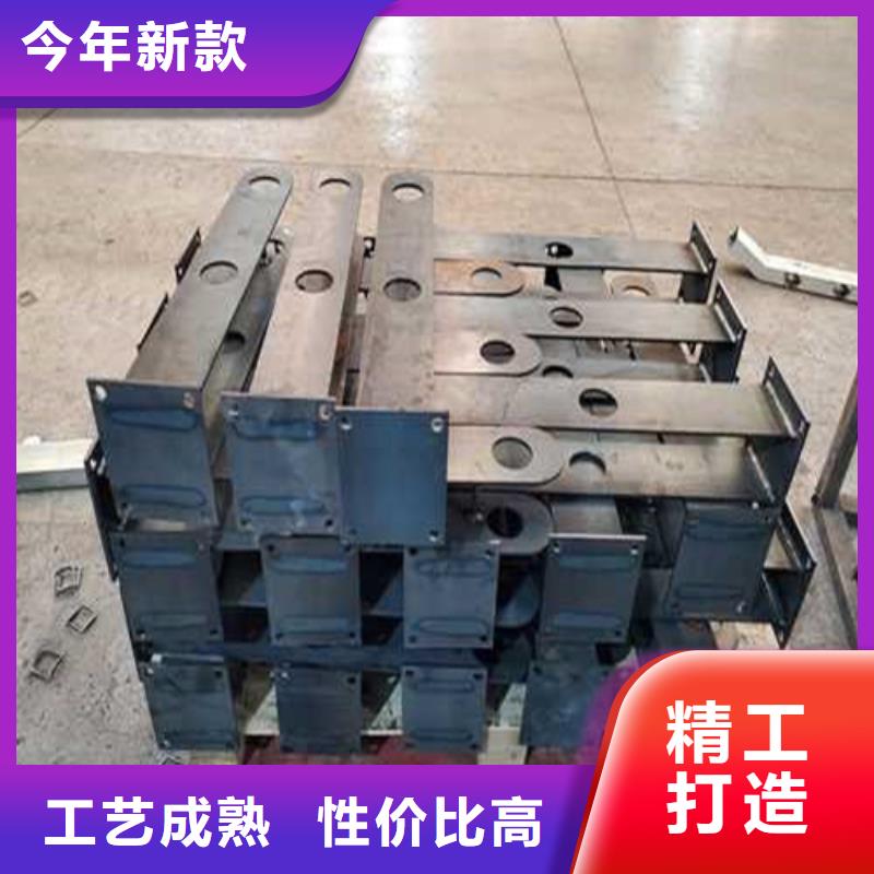 現(xiàn)貨供應城市橋梁防撞護欄_優(yōu)質廠家