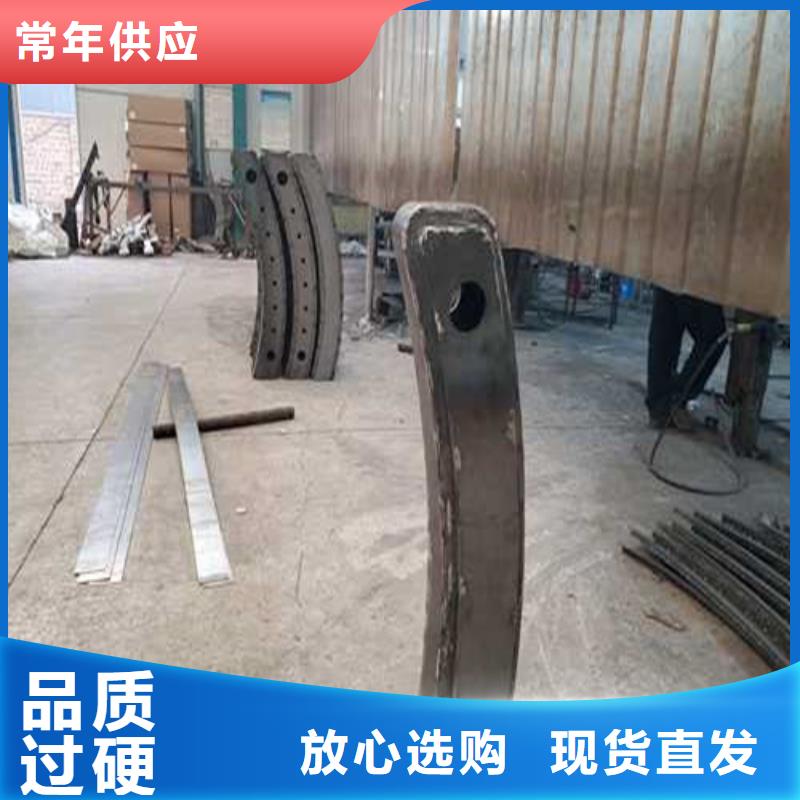 道路護(hù)欄防撞護(hù)欄廠多年經(jīng)驗(yàn)值得信賴(lài)
