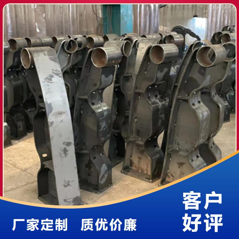 人行道护栏桥梁防撞护栏厂检验发货