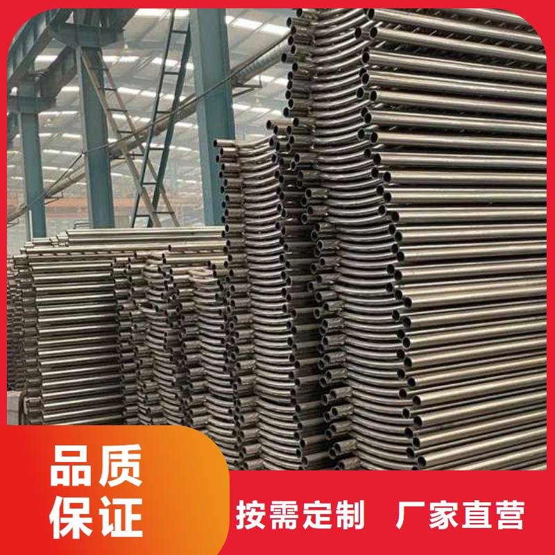  人行道護(hù)欄專業(yè)生產(chǎn)團(tuán)隊(duì)