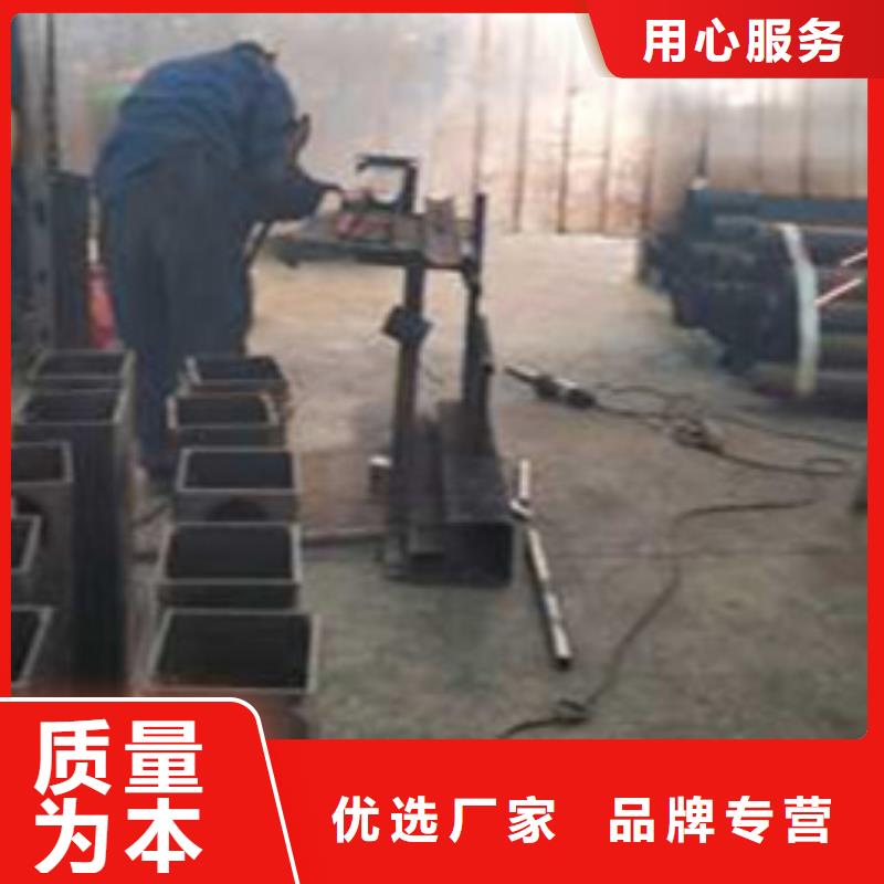 桥梁机动车道护栏行业动态