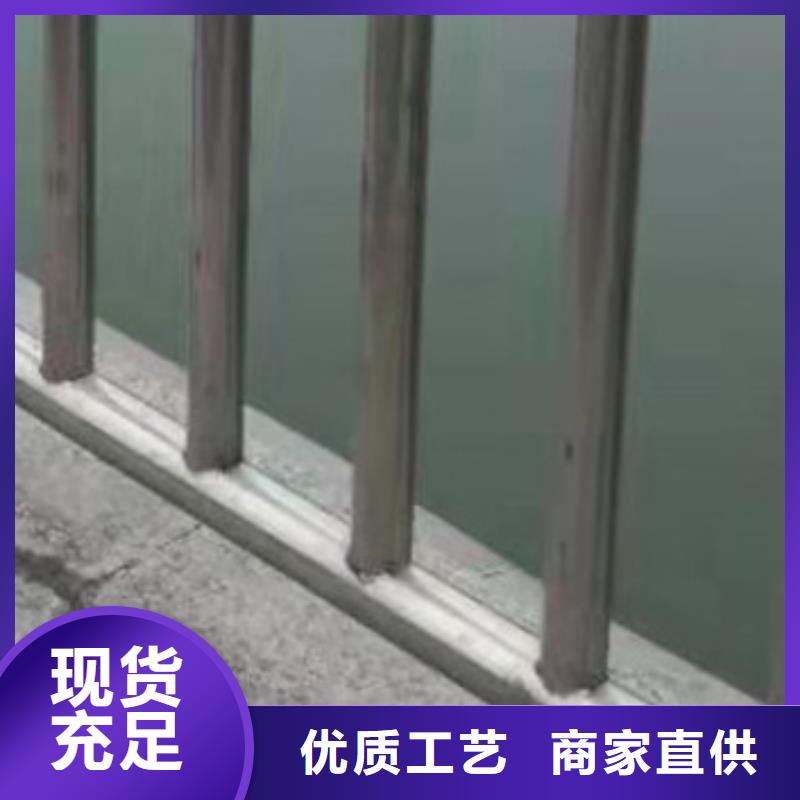 供應(yīng)鋼結(jié)構(gòu)防撞護(hù)欄_優(yōu)質(zhì)廠家