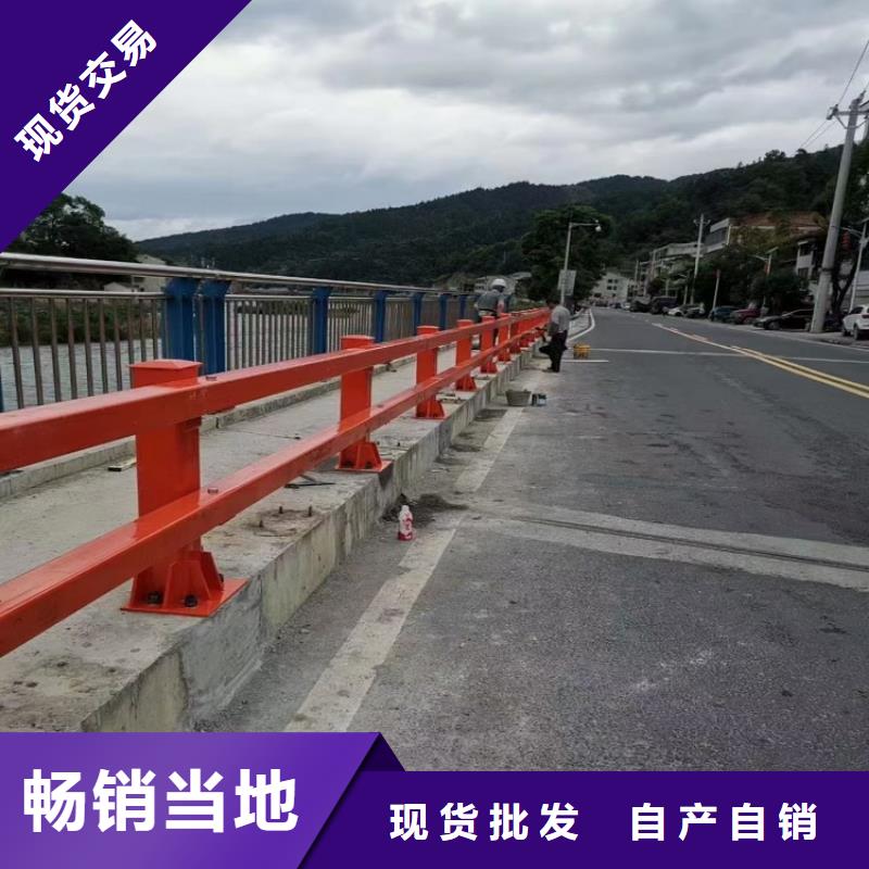 護(hù)欄廠家Q235鋼板立柱設(shè)備齊全支持定制