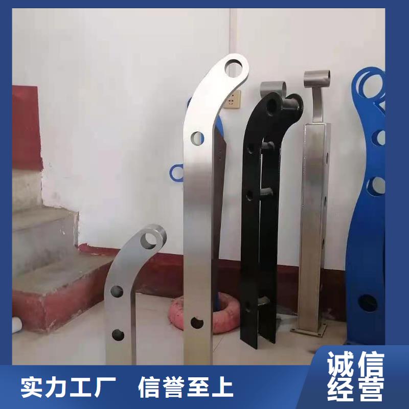 防撞護欄橋梁防撞護欄廠家技術(shù)完善